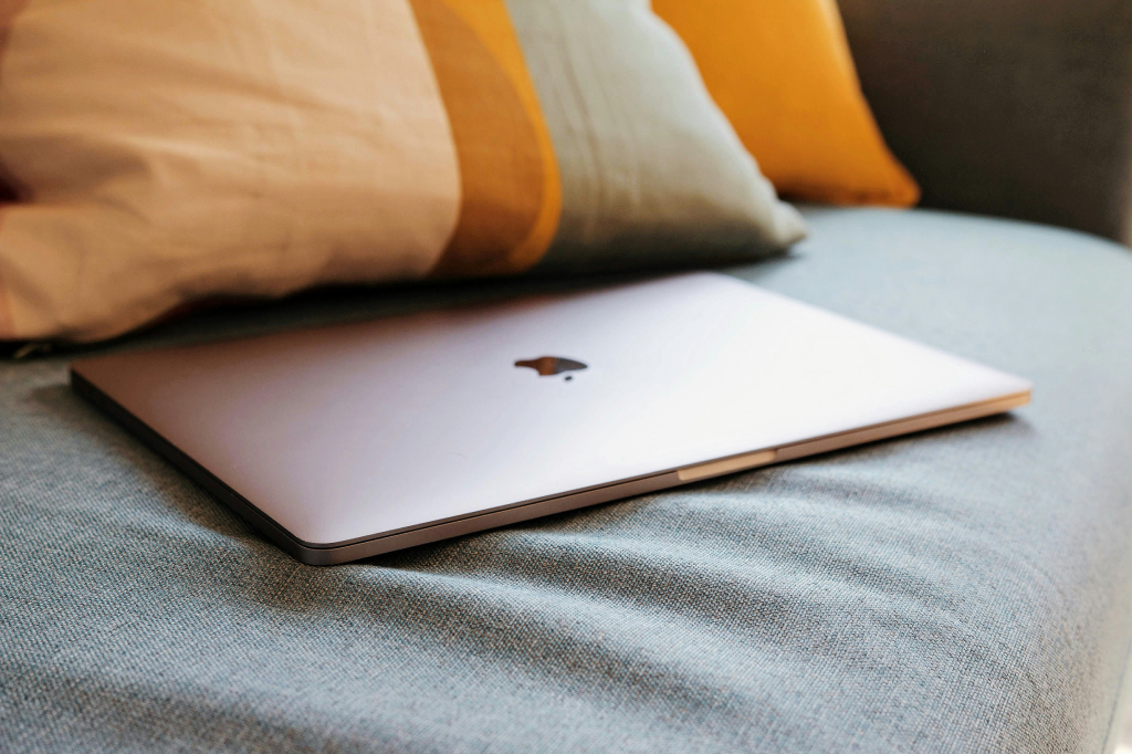 19 MacBook Air Problems and How to Solve Them