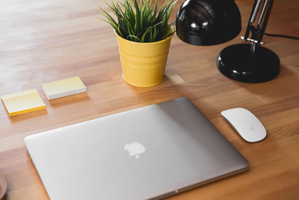 Best MacBook for Digital Marketing Firms